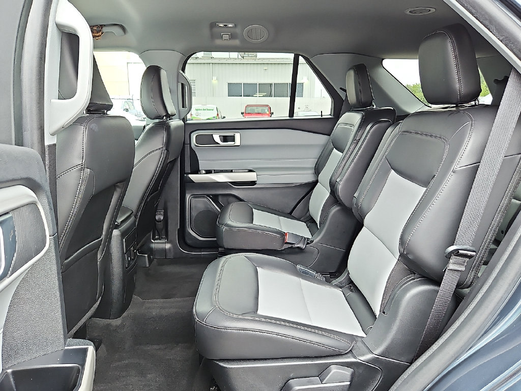 Thumbnail: 2022 Ford Explorer - 11