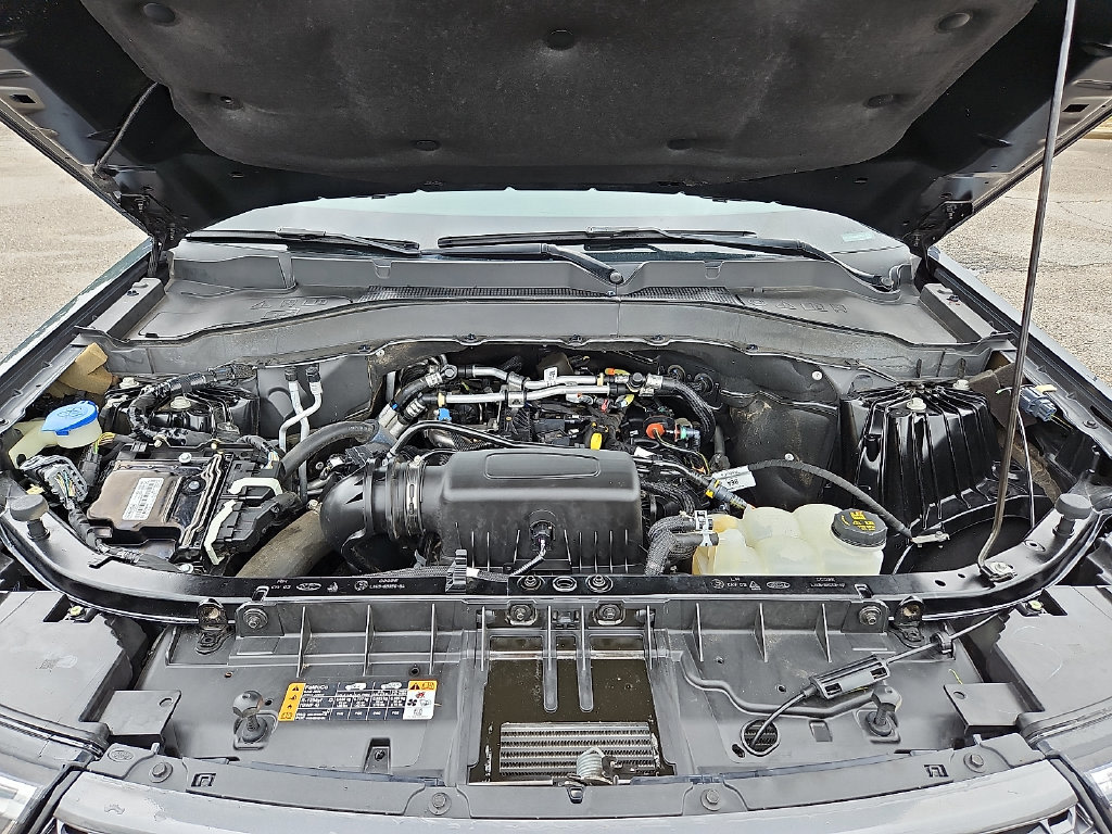 Thumbnail: 2022 Ford Explorer - 8