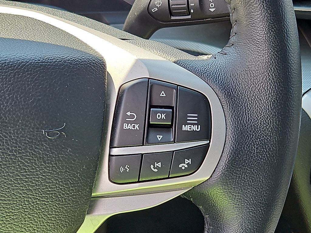 Thumbnail: 2022 Ford Explorer - 27