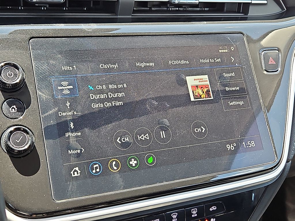 Thumbnail: 2023 Chevrolet Bolt EUV - 12