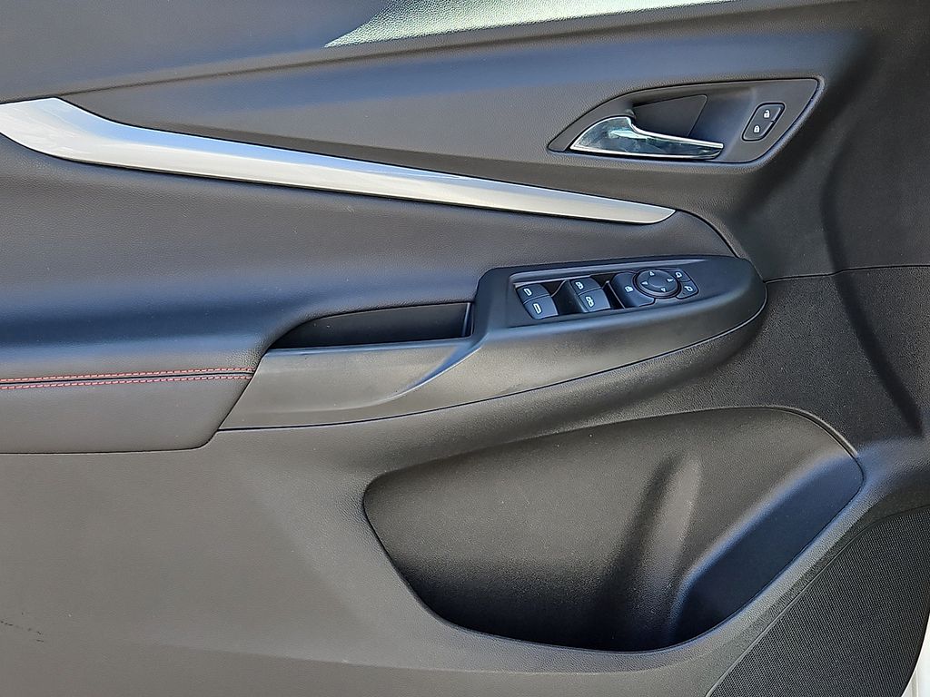 Thumbnail: 2023 Chevrolet Bolt EUV - 20