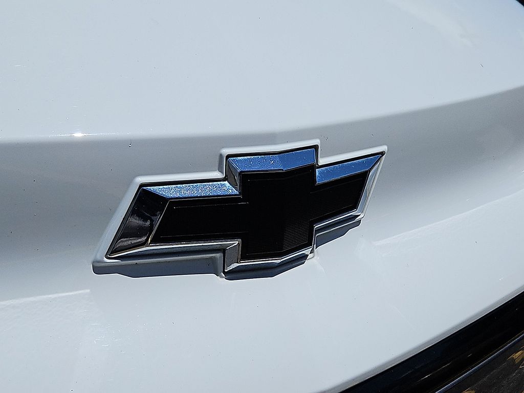 Thumbnail: 2023 Chevrolet Bolt EUV - 30