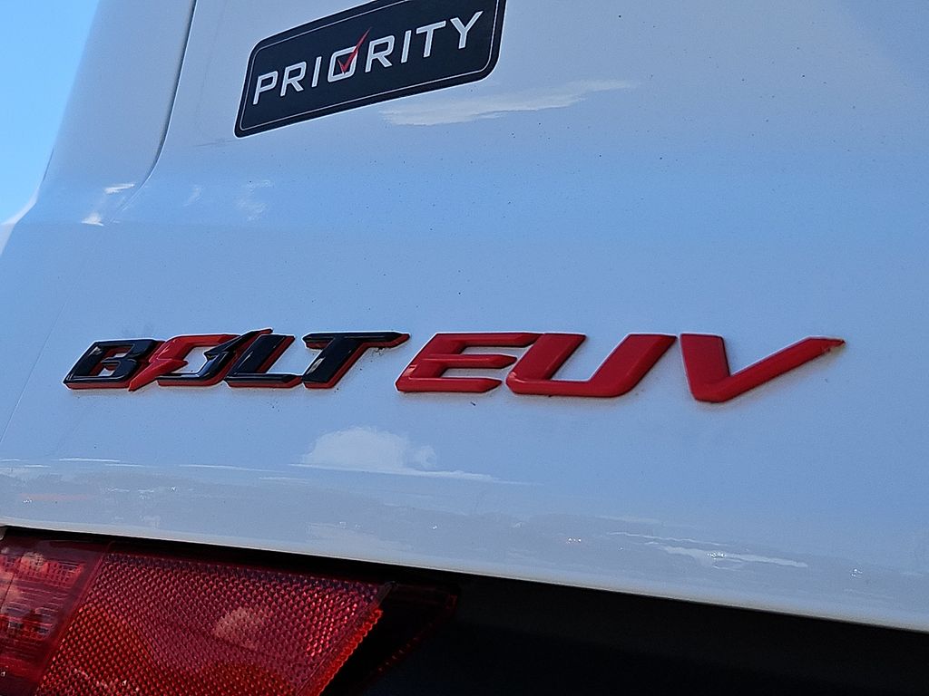 Thumbnail: 2023 Chevrolet Bolt EUV - 31