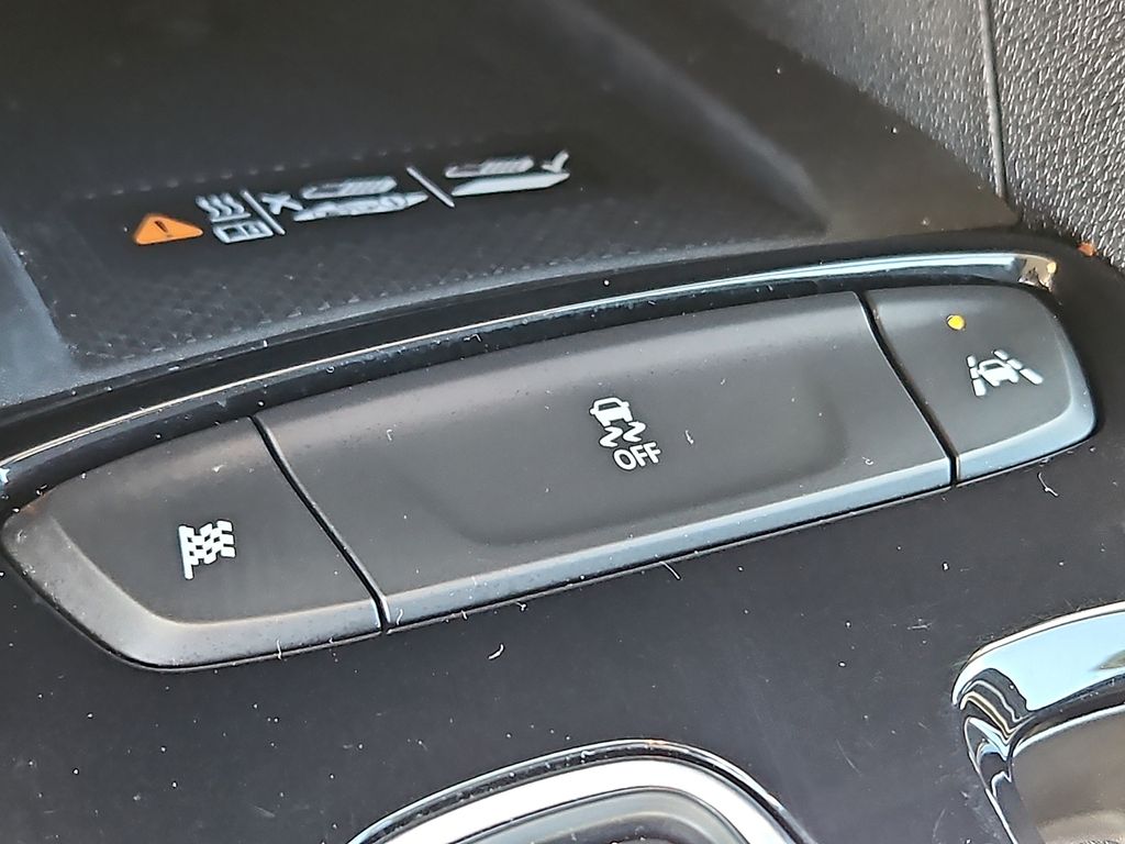 Thumbnail: 2023 Chevrolet Bolt EUV - 27