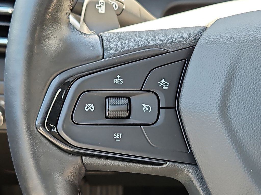 Thumbnail: 2023 Chevrolet Bolt EUV - 23