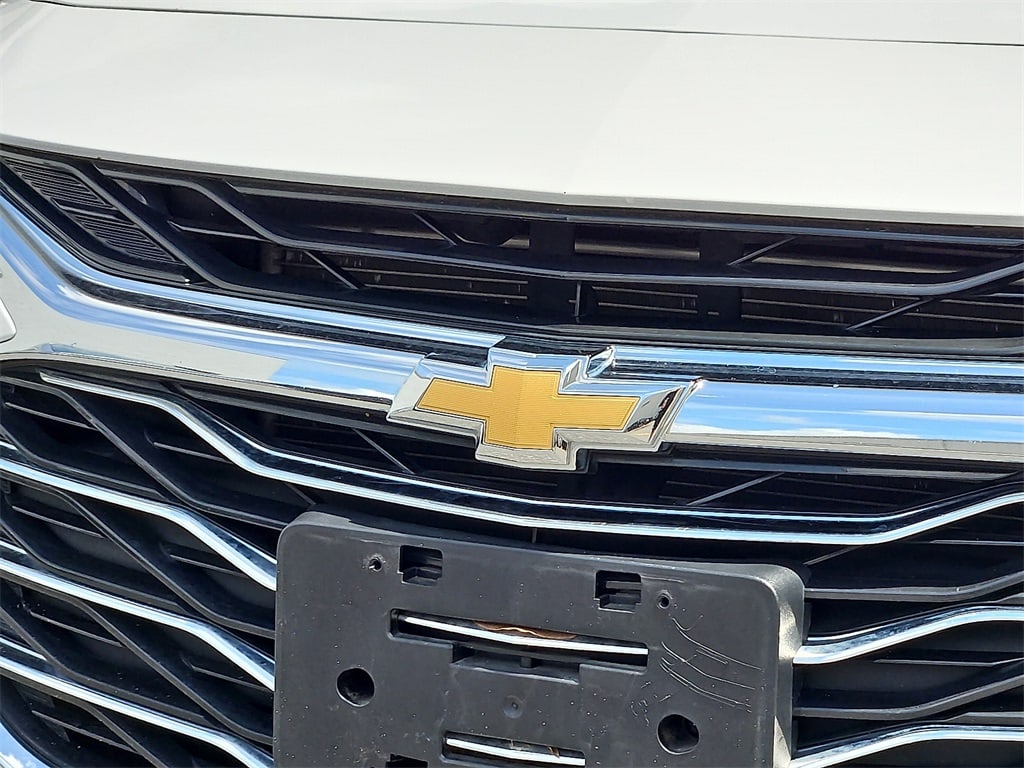 Thumbnail: 2022 Chevrolet Malibu - 7