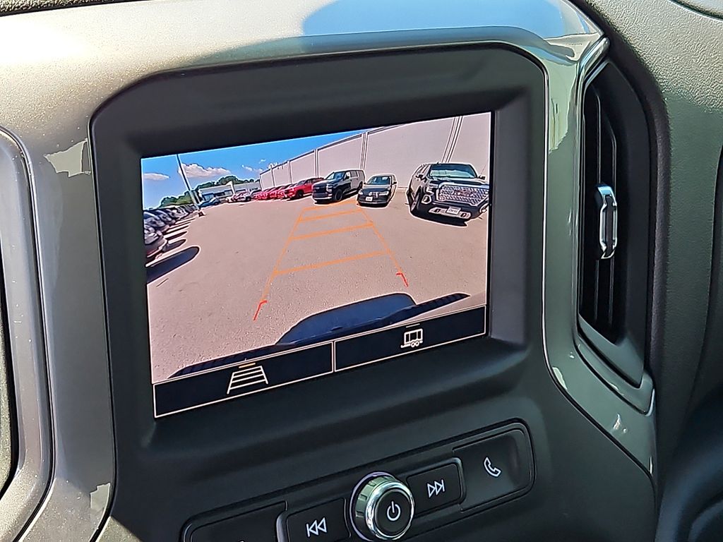 Thumbnail: 2024 Chevrolet Silverado 2500 - 23