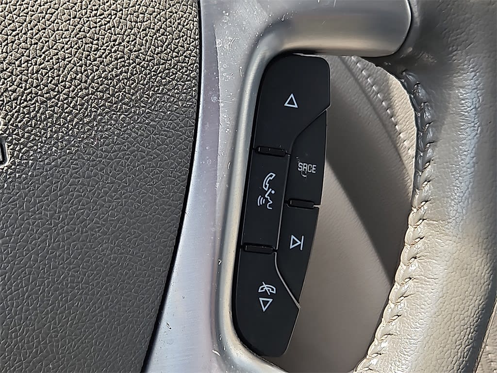 Thumbnail: 2016 GMC Acadia - 26