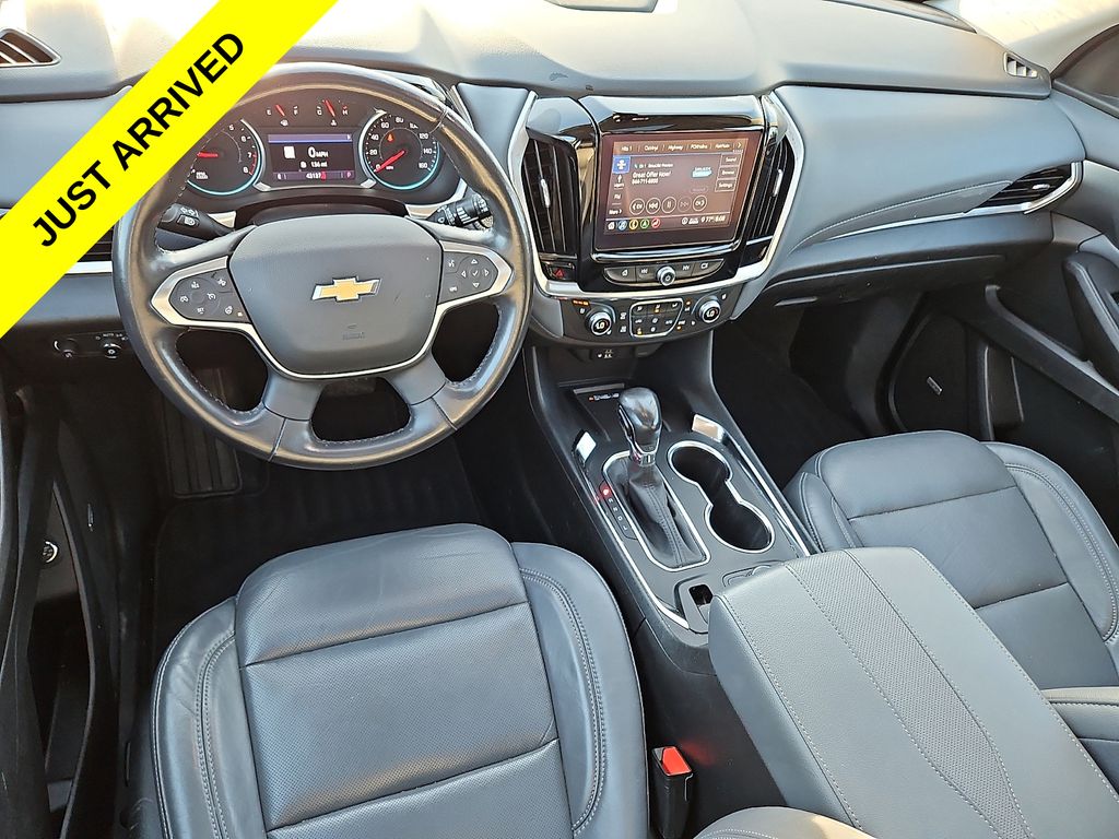 Thumbnail: 2021 Chevrolet Traverse - 2