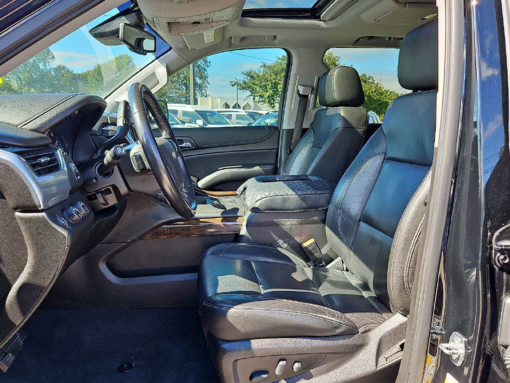 Thumbnail: 2020 Chevrolet Tahoe - 10