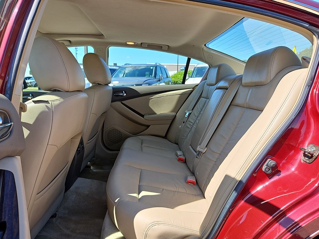 Thumbnail: 2010 Nissan Altima - 11