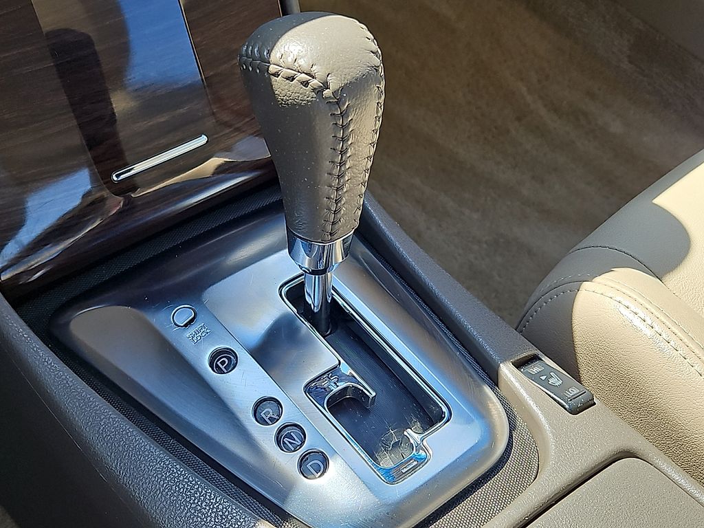 Thumbnail: 2010 Nissan Altima - 13
