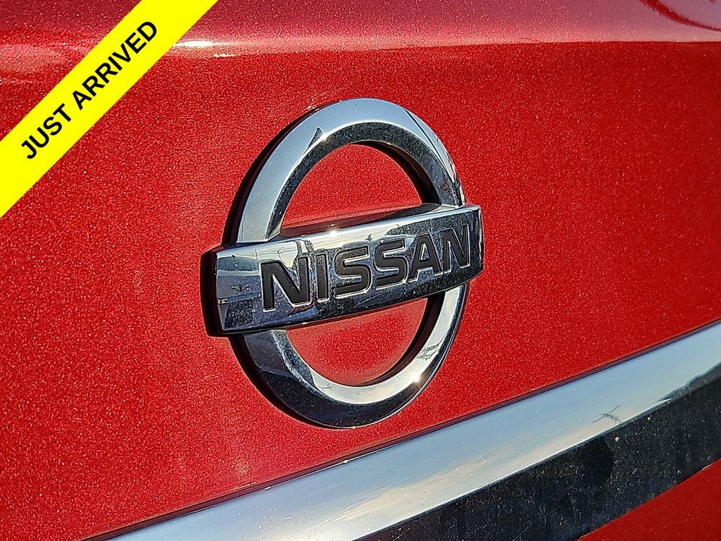 Thumbnail: 2017 Nissan Altima - 3