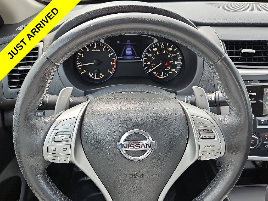 Thumbnail: 2017 Nissan Altima - 8