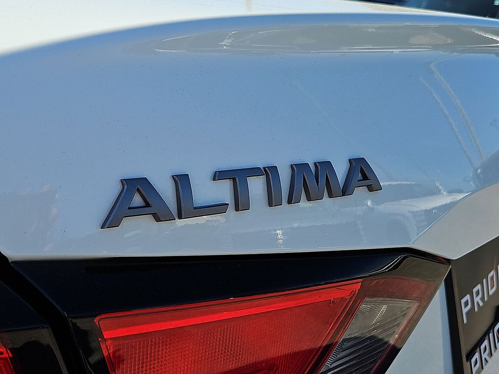 Thumbnail: 2025 Nissan Altima - 30