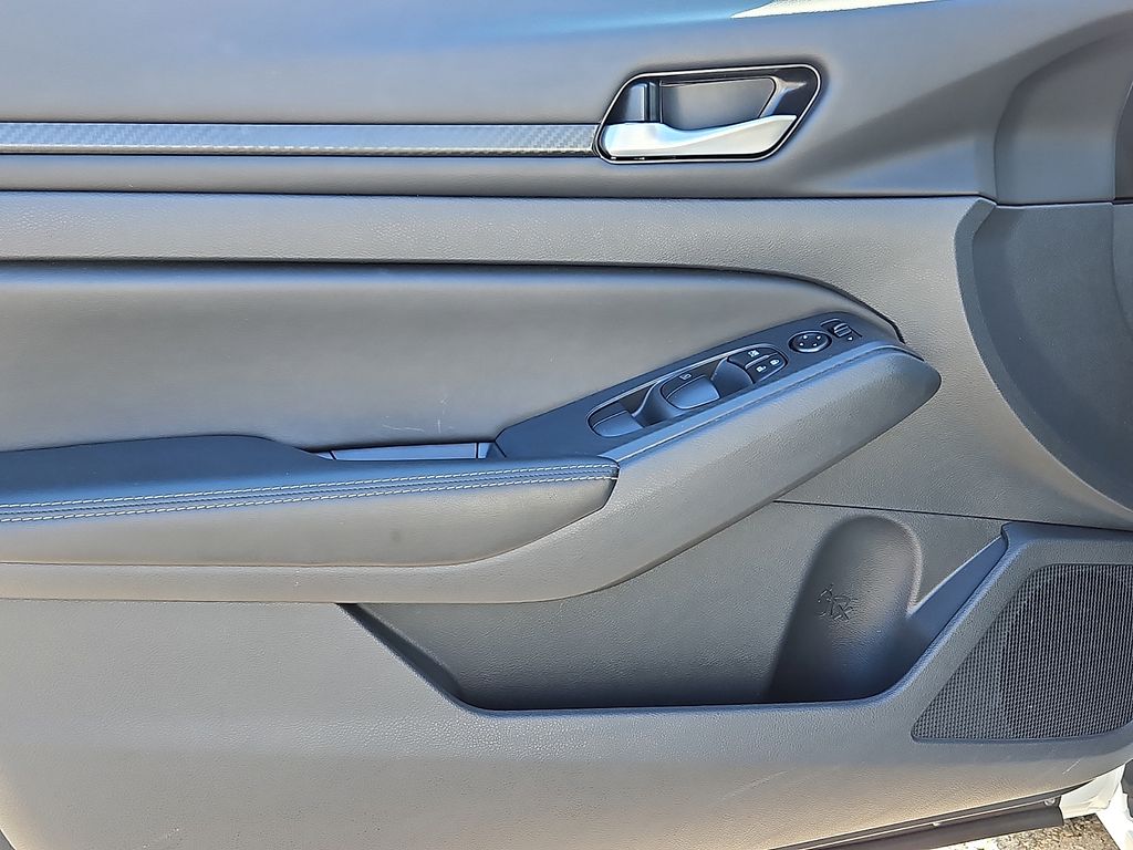 Thumbnail: 2025 Nissan Altima - 20
