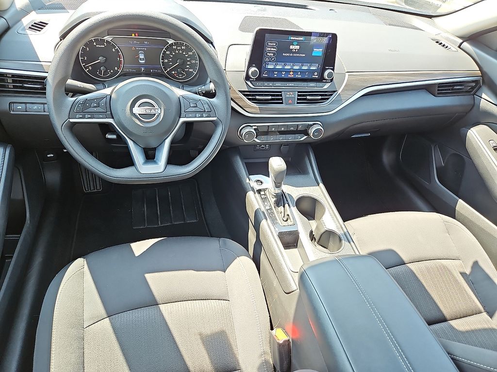 Thumbnail: 2025 Nissan Altima - 2