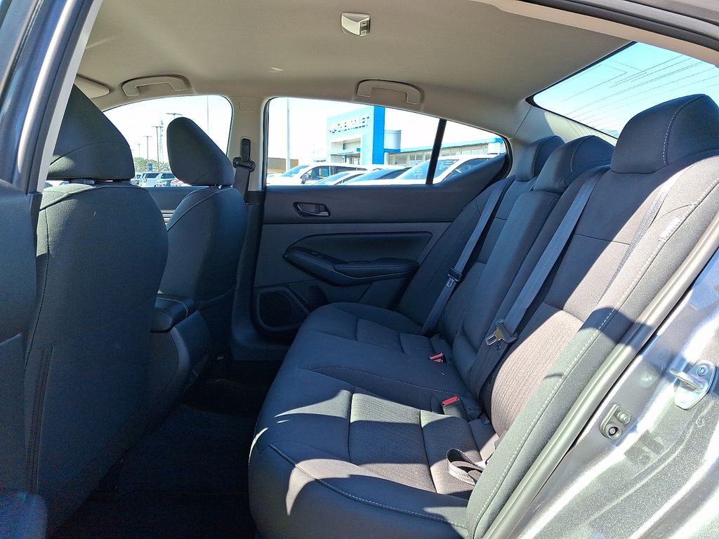 Thumbnail: 2025 Nissan Altima - 11