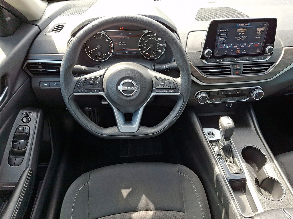 Thumbnail: 2025 Nissan Altima - 2