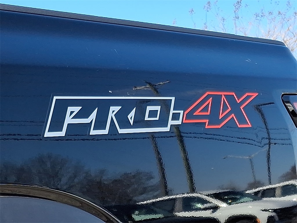 Thumbnail: 2024 Nissan Frontier - 31