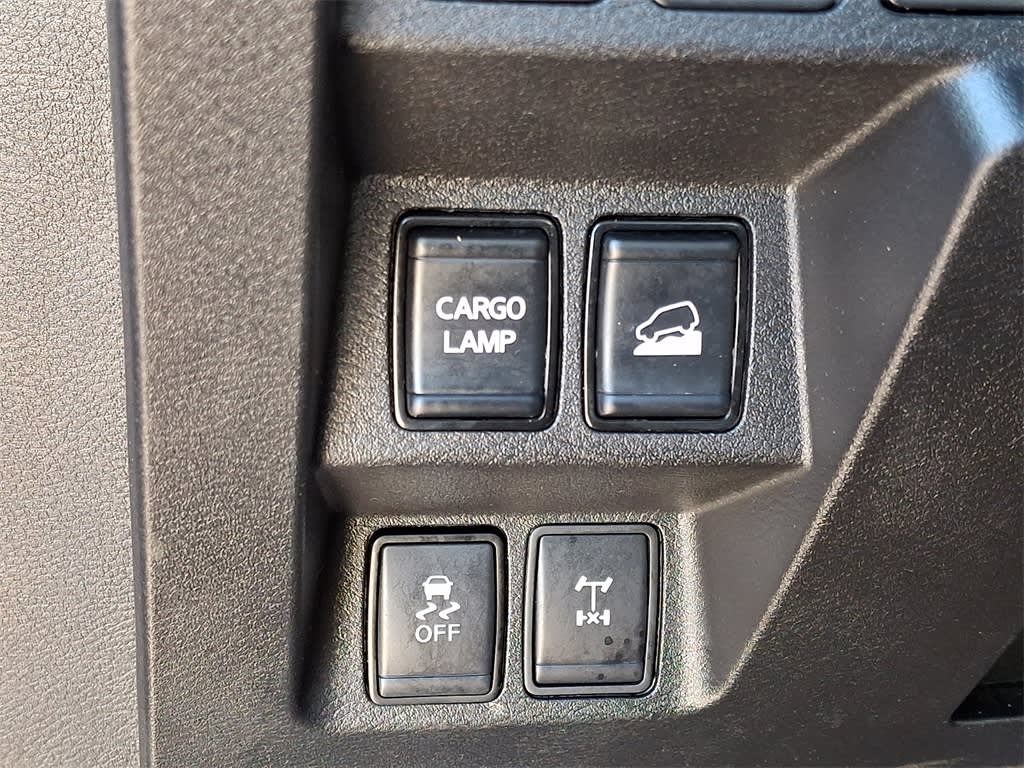 Thumbnail: 2024 Nissan Frontier - 28