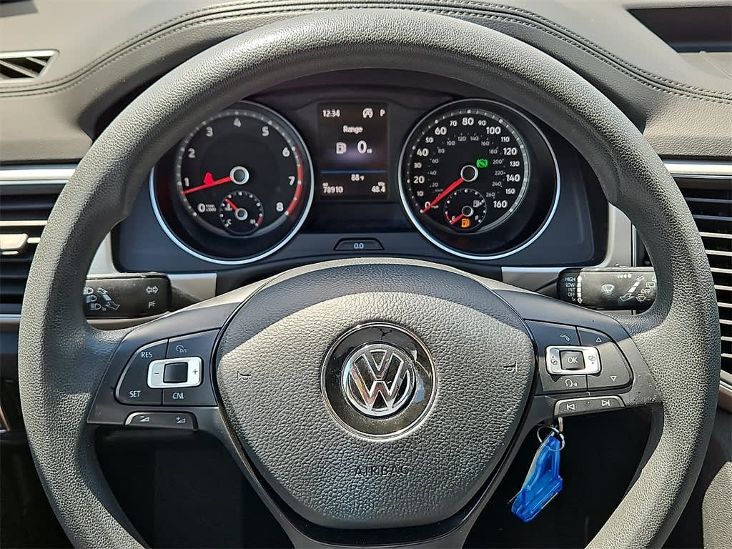 Thumbnail: 2018 Volkswagen Atlas - 10