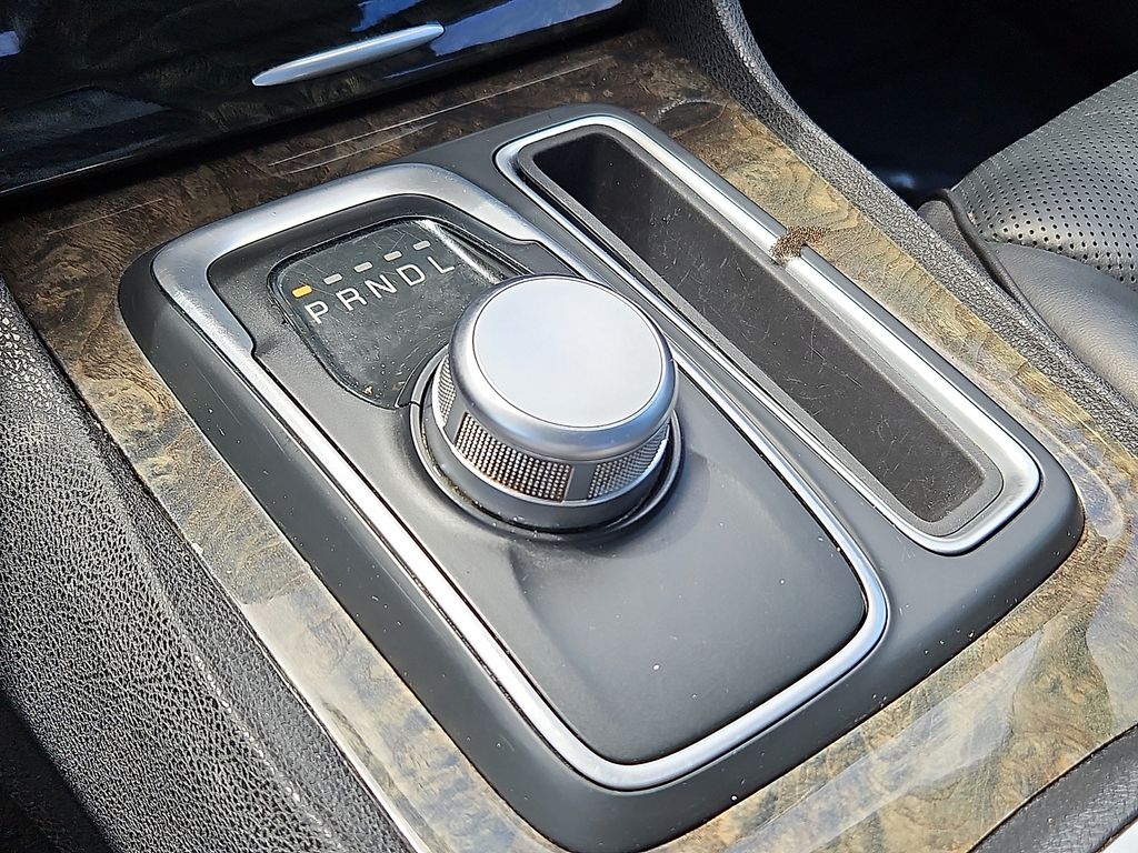 Thumbnail: 2016 Chrysler 300 - 13
