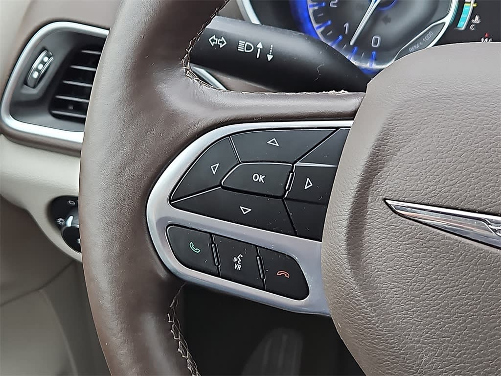 Thumbnail: 2019 Chrysler Pacifica - 26