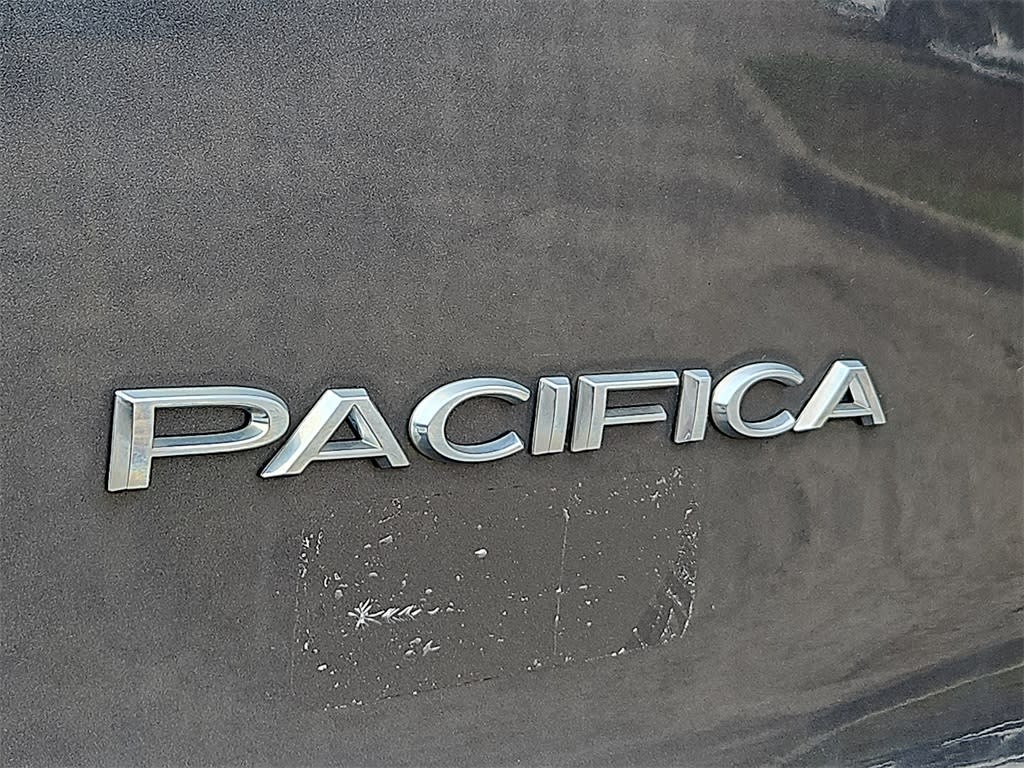 Thumbnail: 2019 Chrysler Pacifica - 33