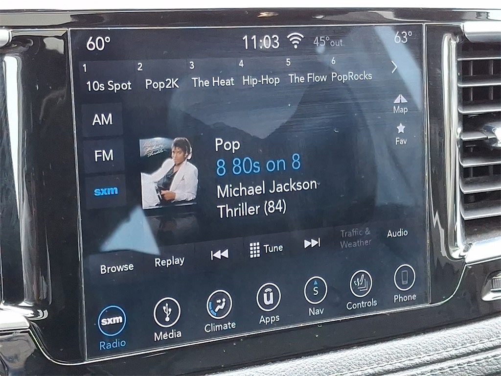 Thumbnail: 2018 Chrysler Pacifica - 24