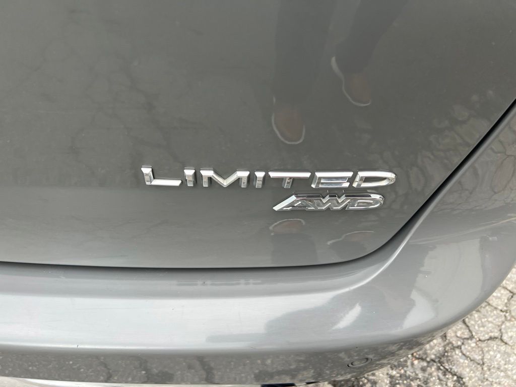 Thumbnail: 2021 Chrysler Pacifica - 23