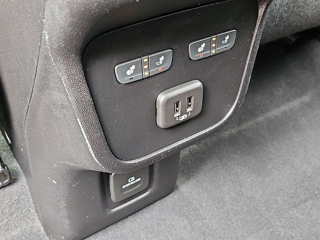 Thumbnail: 2019 Chevrolet Equinox - 29