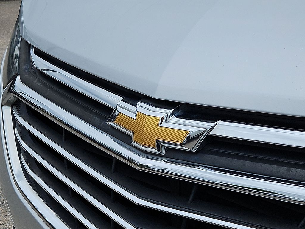 Thumbnail: 2019 Chevrolet Equinox - 7