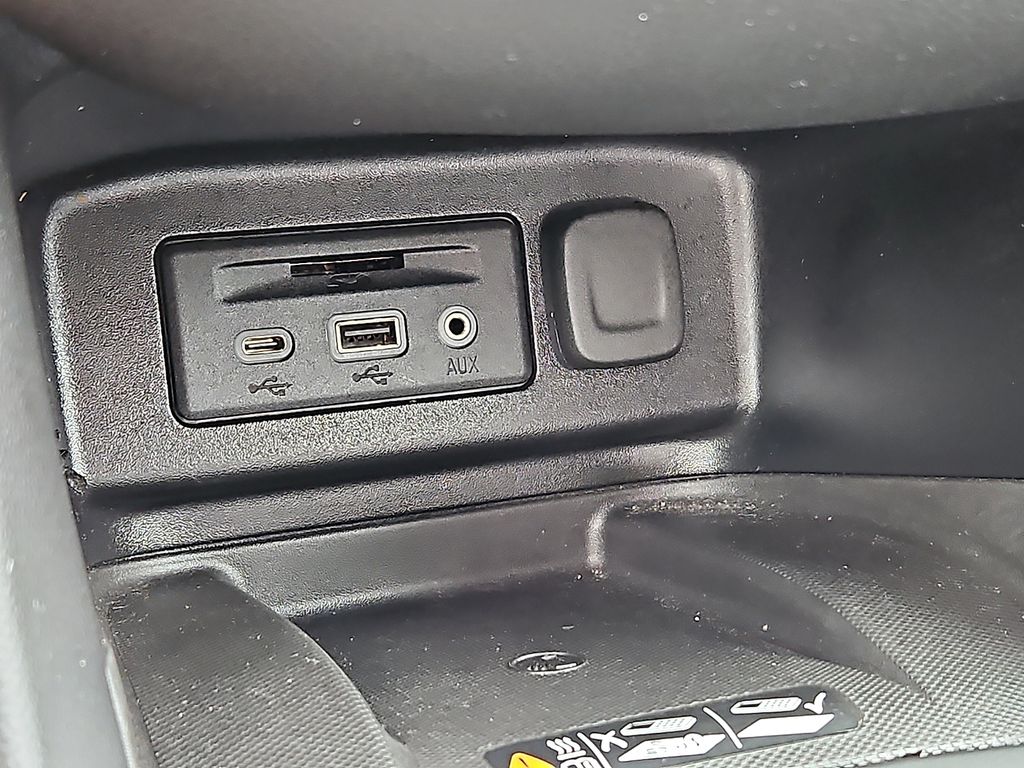 Thumbnail: 2019 Chevrolet Equinox - 27