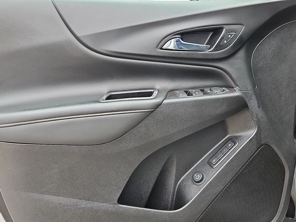 Thumbnail: 2019 Chevrolet Equinox - 20