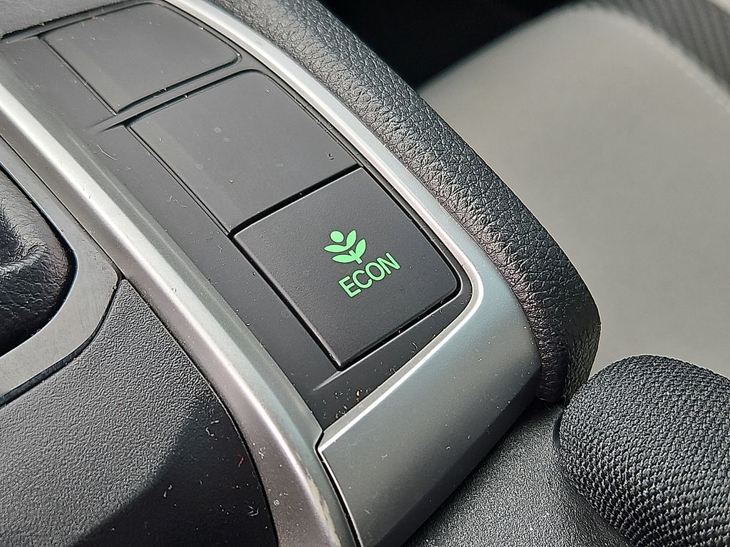 Thumbnail: 2018 Honda Civic - 28