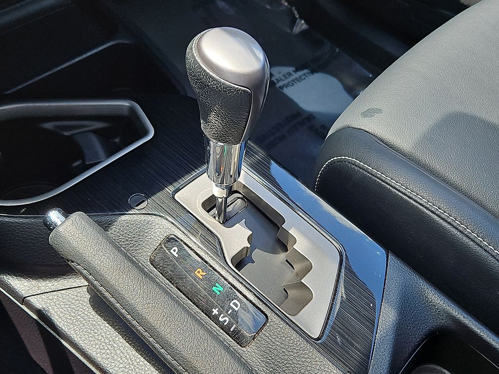 Thumbnail: 2016 Toyota RAV4 - 13