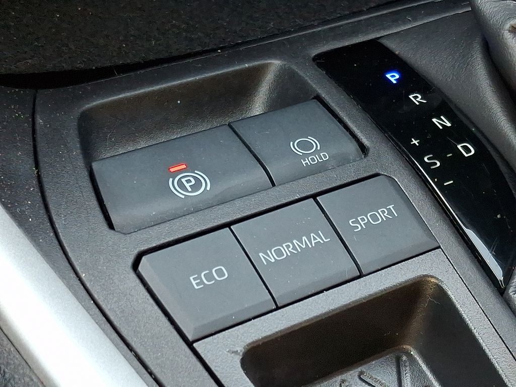 Thumbnail: 2024 Toyota RAV4 - 28