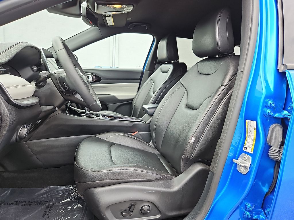 Thumbnail: 2025 Jeep Compass - 10