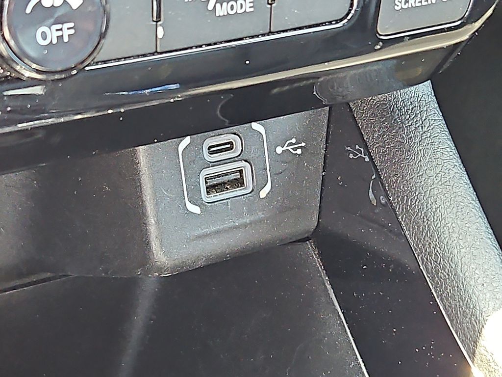 Thumbnail: 2025 Jeep Compass - 26