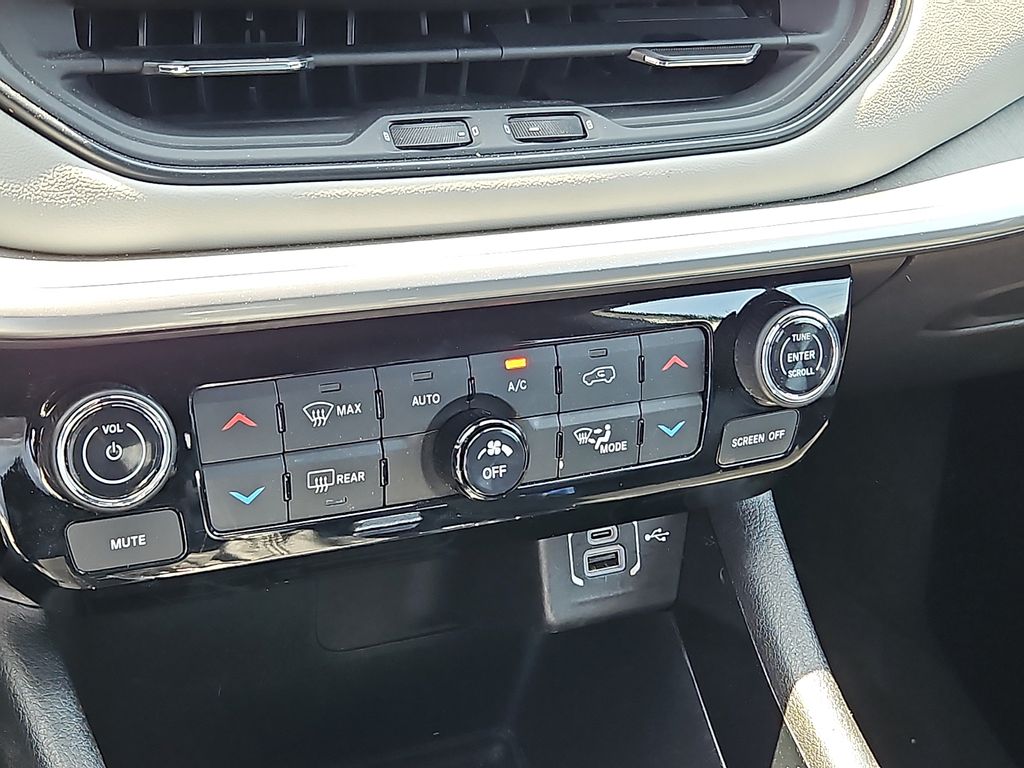 Thumbnail: 2025 Jeep Compass - 18
