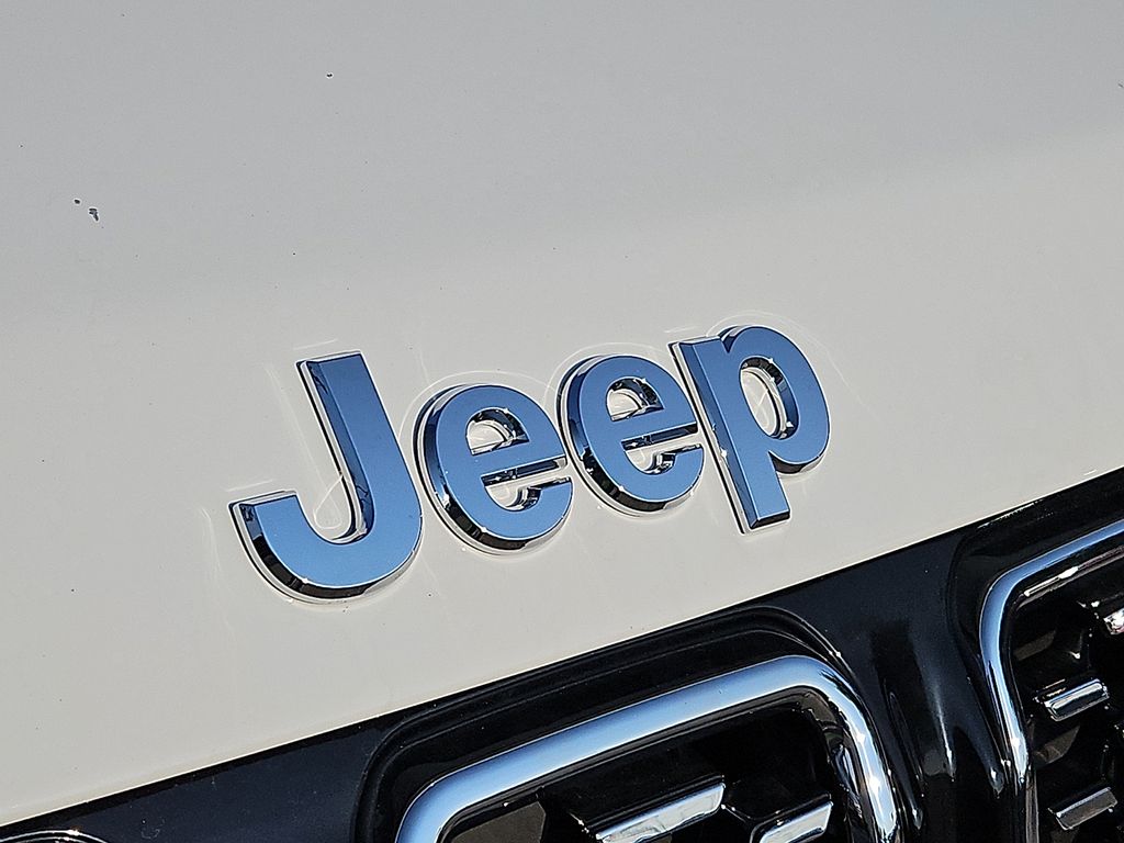 Thumbnail: 2025 Jeep Compass - 30