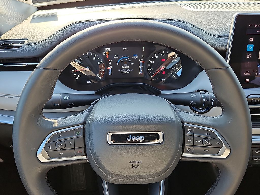 Thumbnail: 2025 Jeep Compass - 21