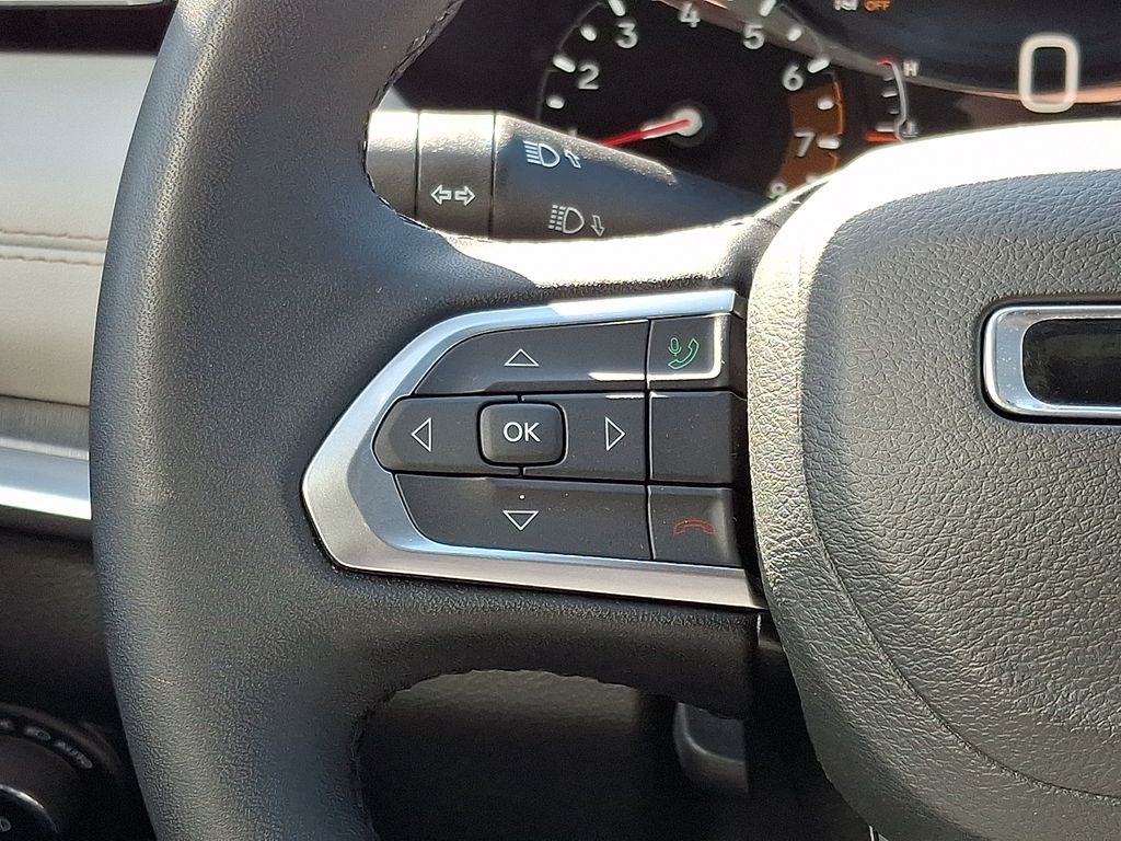 Thumbnail: 2025 Jeep Compass - 23