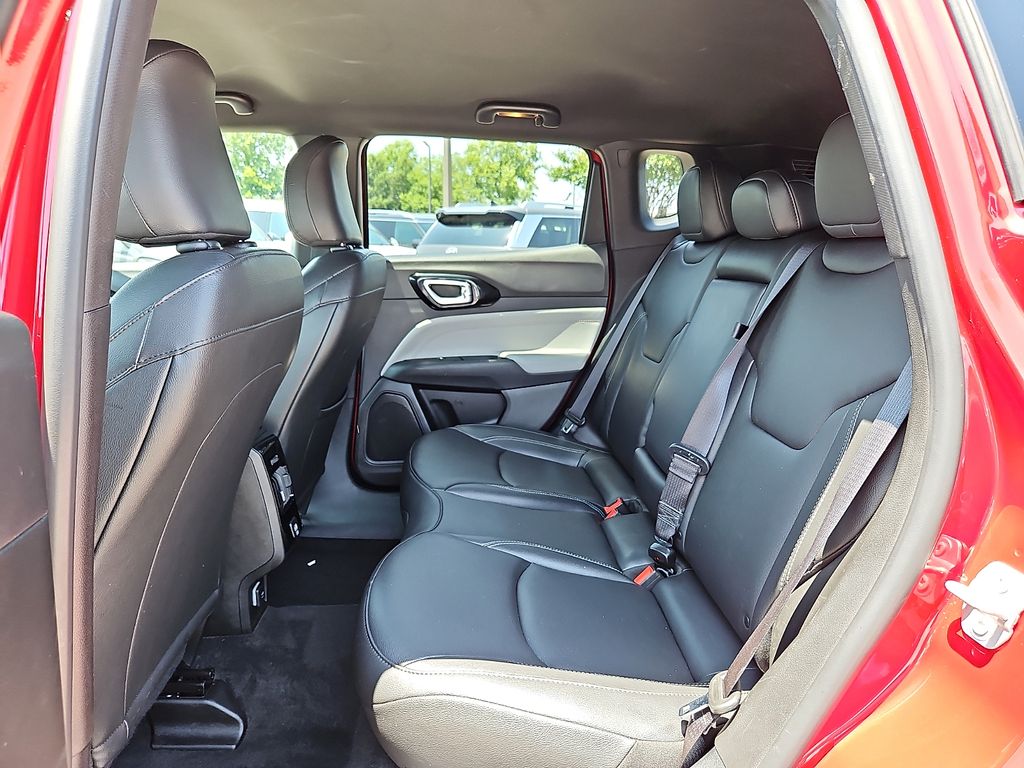 Thumbnail: 2025 Jeep Compass - 9