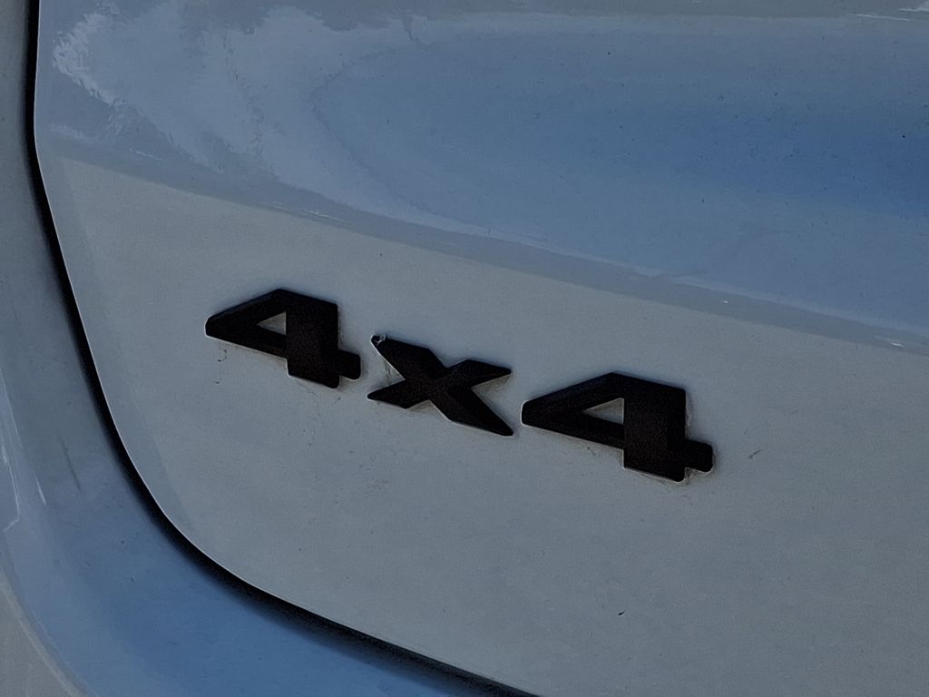 Thumbnail: 2025 Jeep Compass - 32