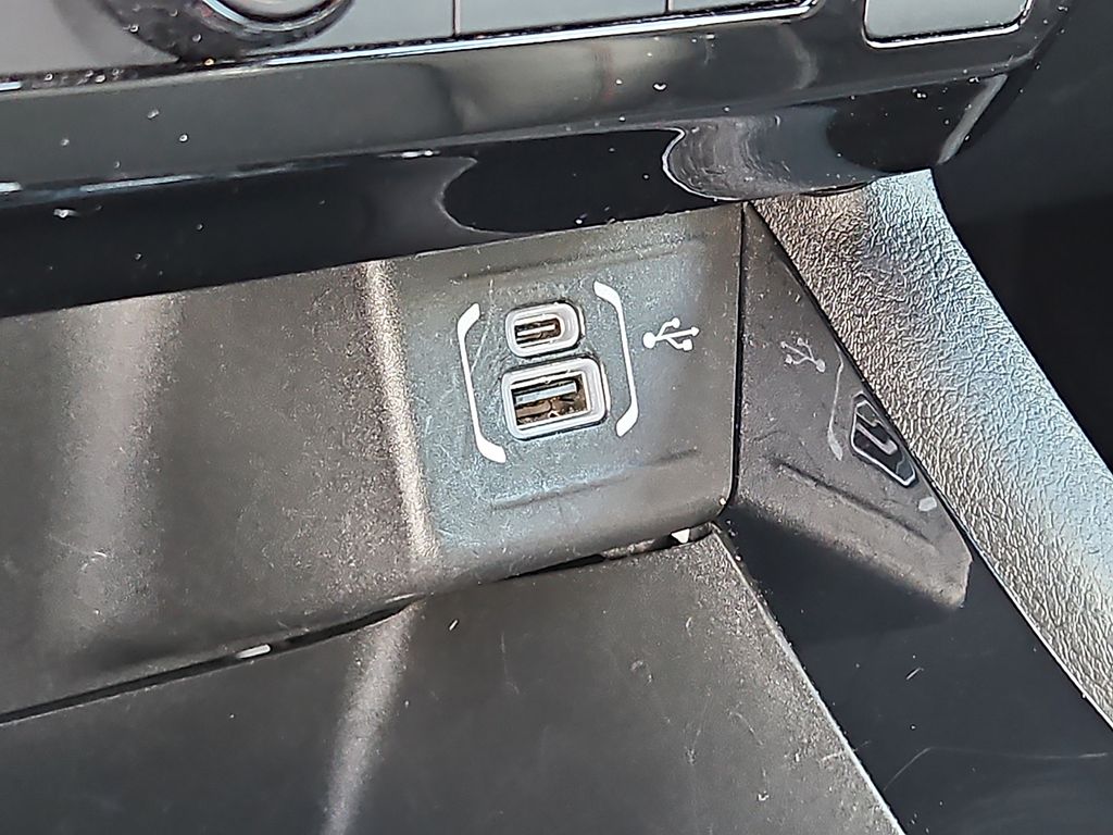 Thumbnail: 2025 Jeep Compass - 26
