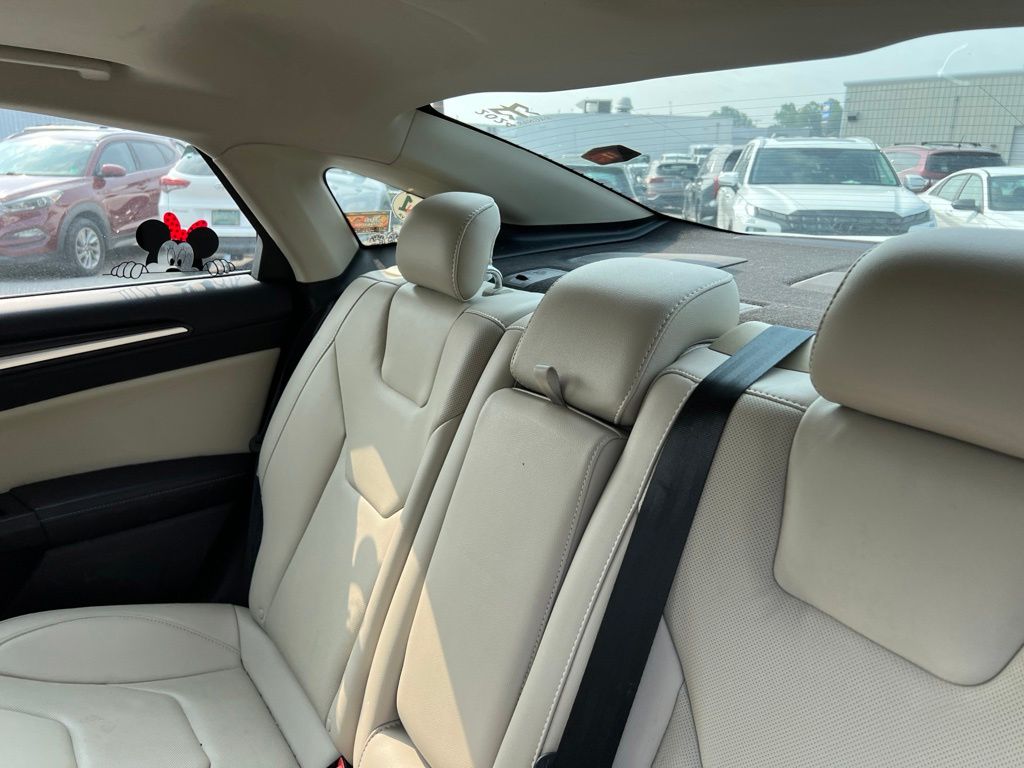 Thumbnail: 2017 Ford Fusion - 15