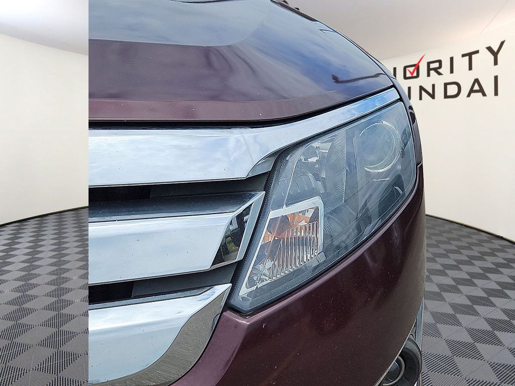 Thumbnail: 2012 Ford Fusion - 19