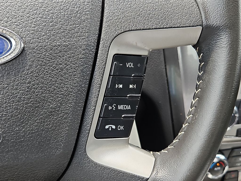 Thumbnail: 2012 Ford Fusion - 25